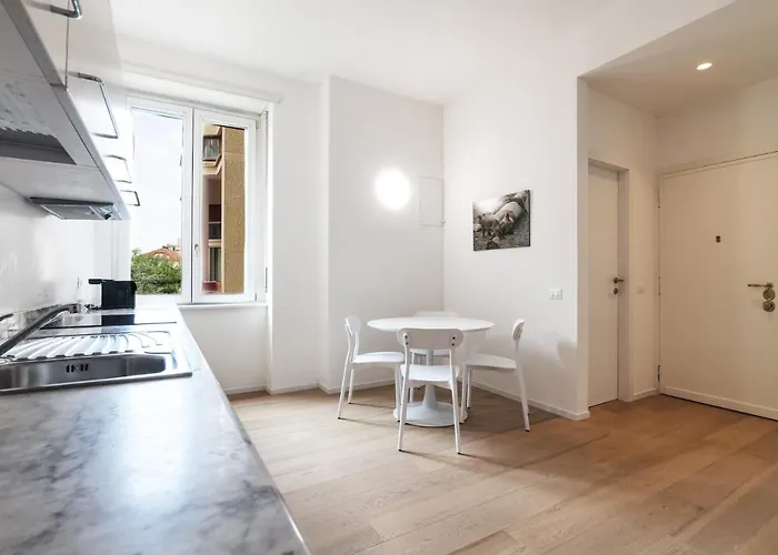 Contempora - One-bedroom Near The Park Montenapoleone - Brera Apartamento Milão