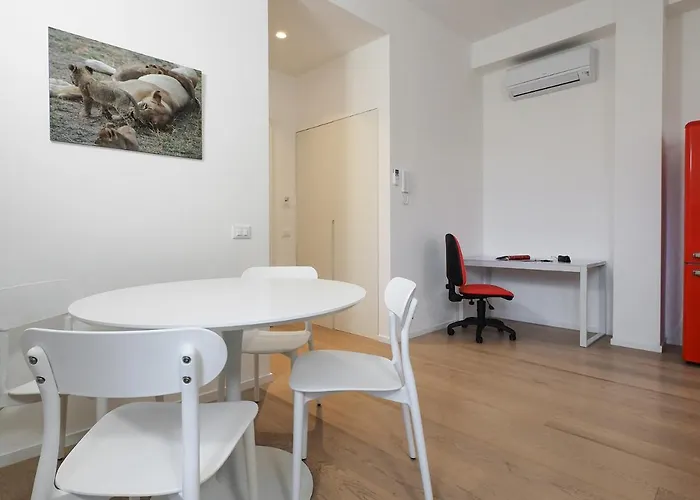 Contempora - One-bedroom Near The Park Montenapoleone - Brera * Milão
